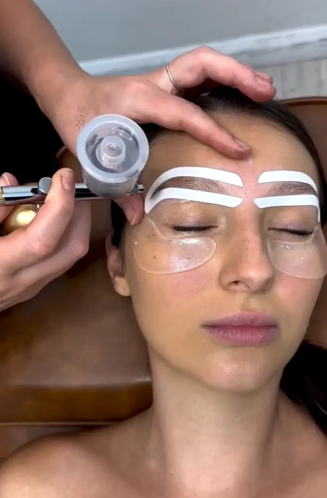 What is Eyebrow Dye